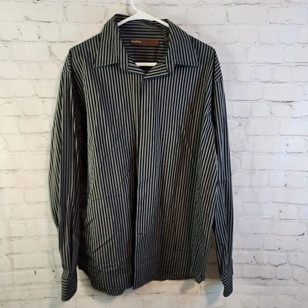 Men's Perry Ellis dress shirt, size XL